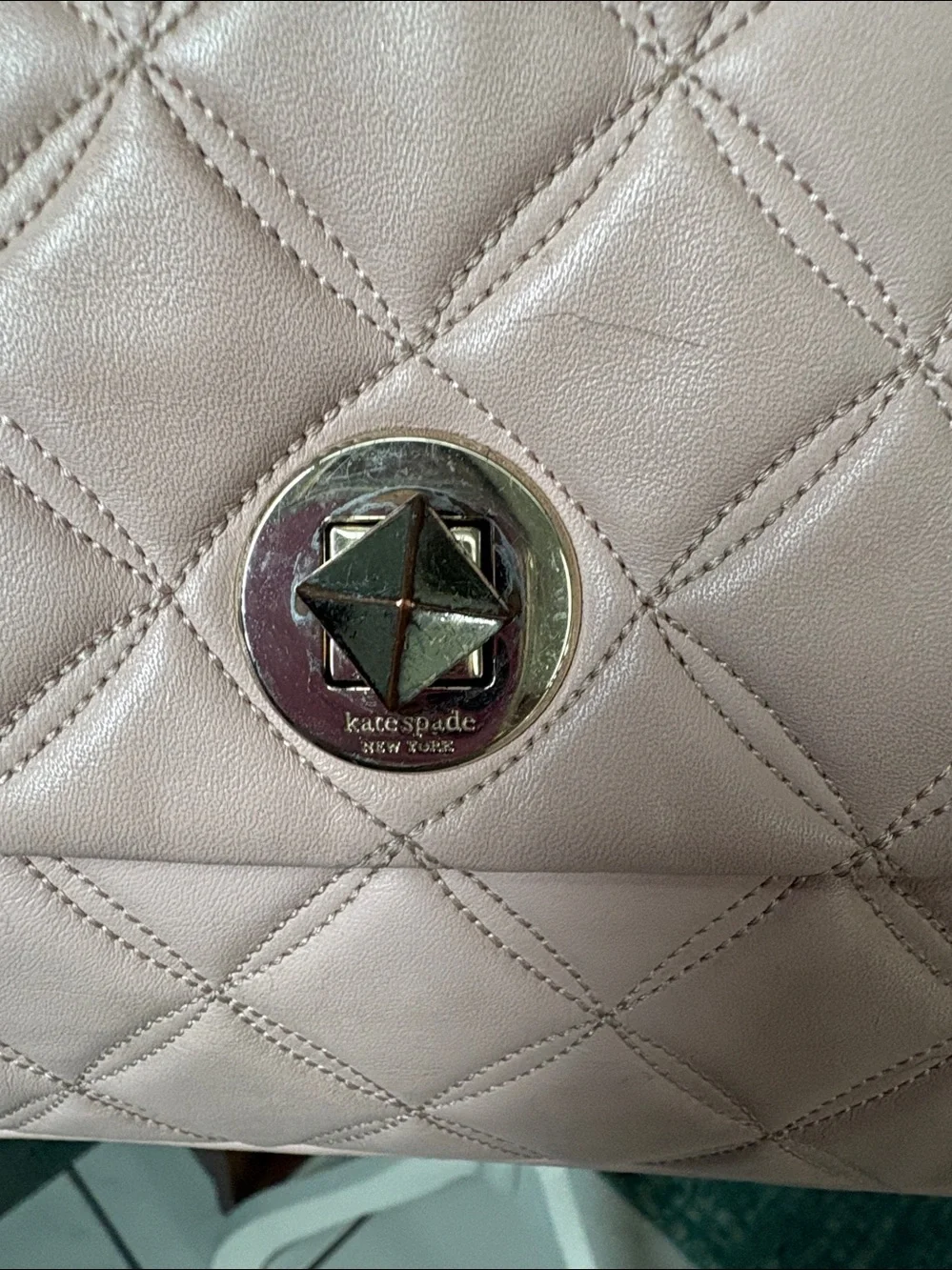 Kate spade  shoulder/Crossbody bag  quilted turn lock flap DUSTY pink blush  EUC